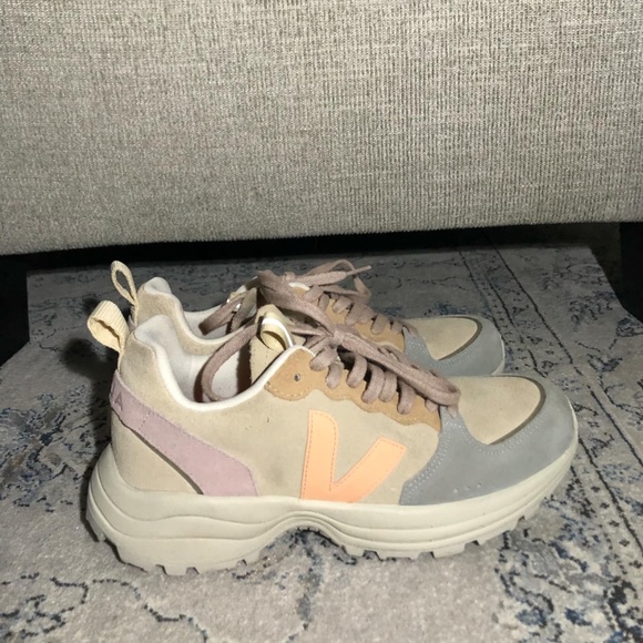 Veja Women's Sneakers in Beige and Gray - Picture 6 of 11